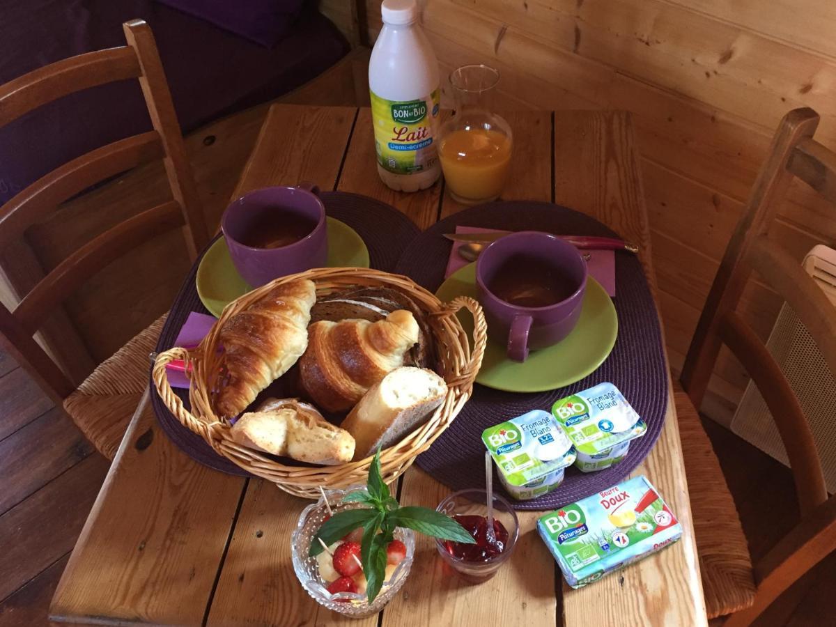 Rosalie Bed & Breakfast Fiquefleur-Equainville Bagian luar foto